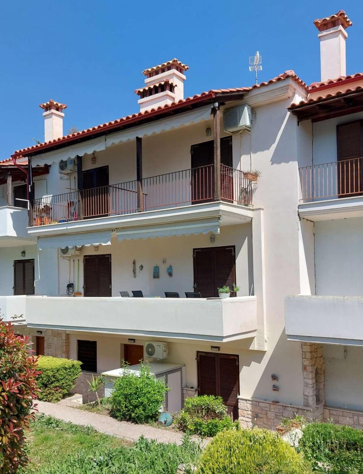 Antique Apartment Afytos Exterior photo